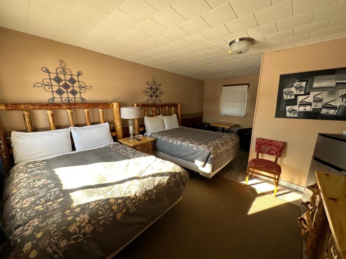 Pinecrest Motel Nipigon 外观 照片