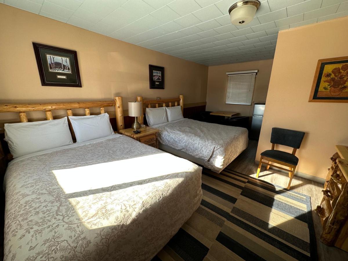 Pinecrest Motel Nipigon 外观 照片