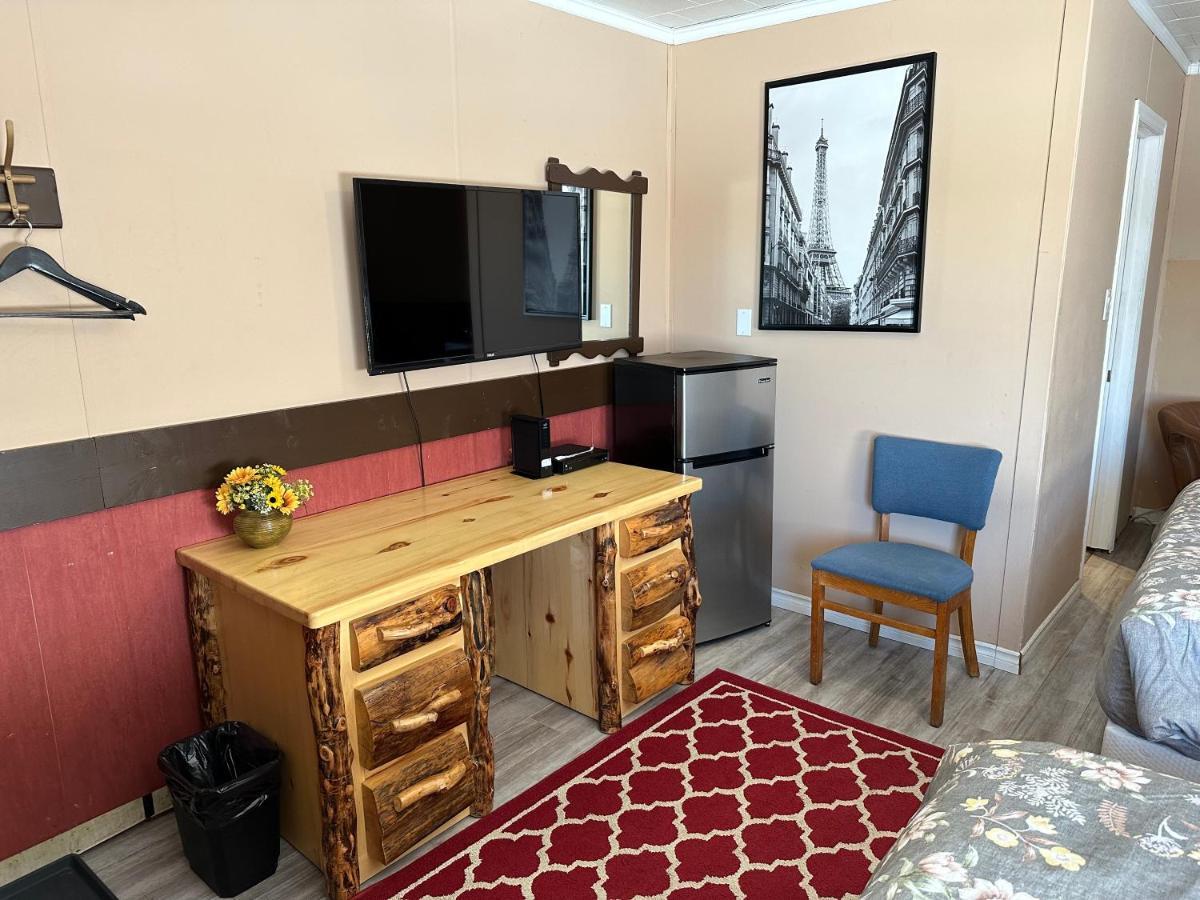 Pinecrest Motel Nipigon 外观 照片
